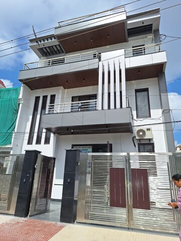 4 BHK Villa For Rent in Sector 7