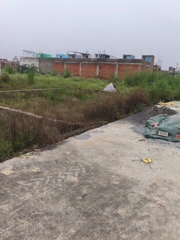 Plot Area in  Plot at Sector 20 Yamuna Expressway – for Sale