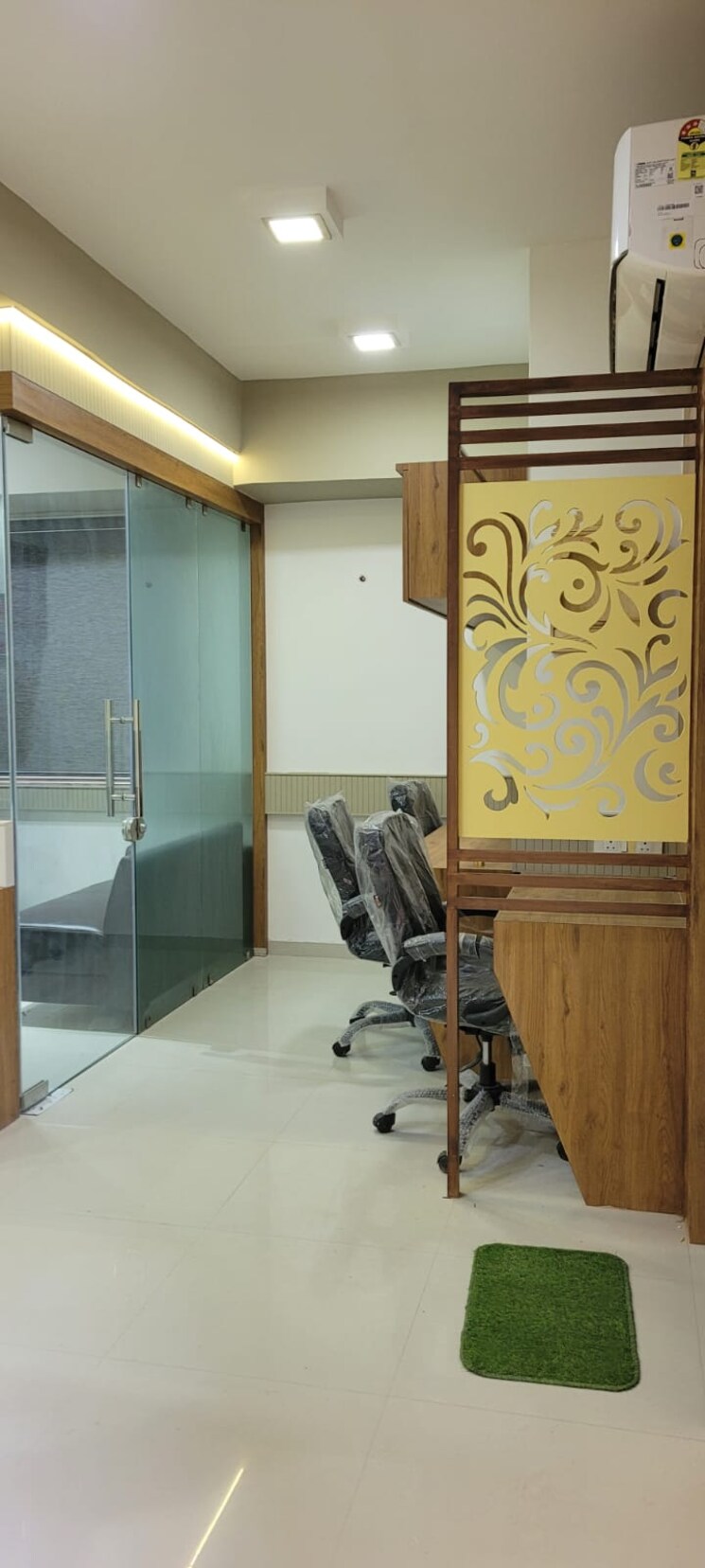 Team Area, gota Commercial Office Space 723 Sq.Ft. In Gota Ahmedabad 9083937