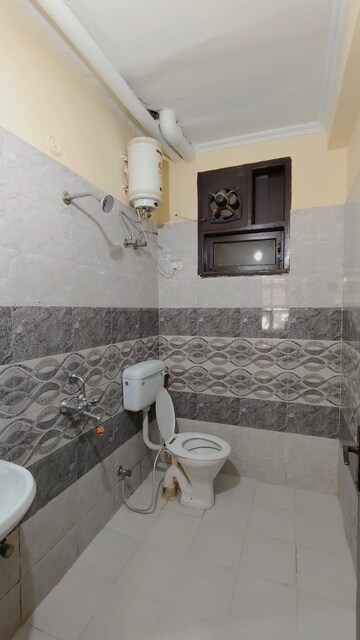 Bathroom in 1 BHK Builder Floor at Sushant Lok I – for Rent