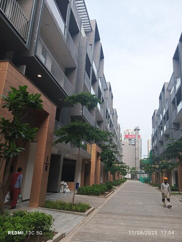 3 BHK Apartment – Exterior View View at Smart World Orchard, Sector 61 - for Rent