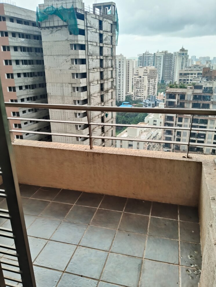 Balcony, oberoi-realty-springs 2.5 Bedroom 1295 Sq.Ft. Apartment In Andheri West Mumbai 9084048