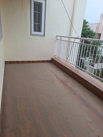 Balcony in 2 BHK Apartment at DDA Rosewood Apartments, Vasant Kunj – for Rent
