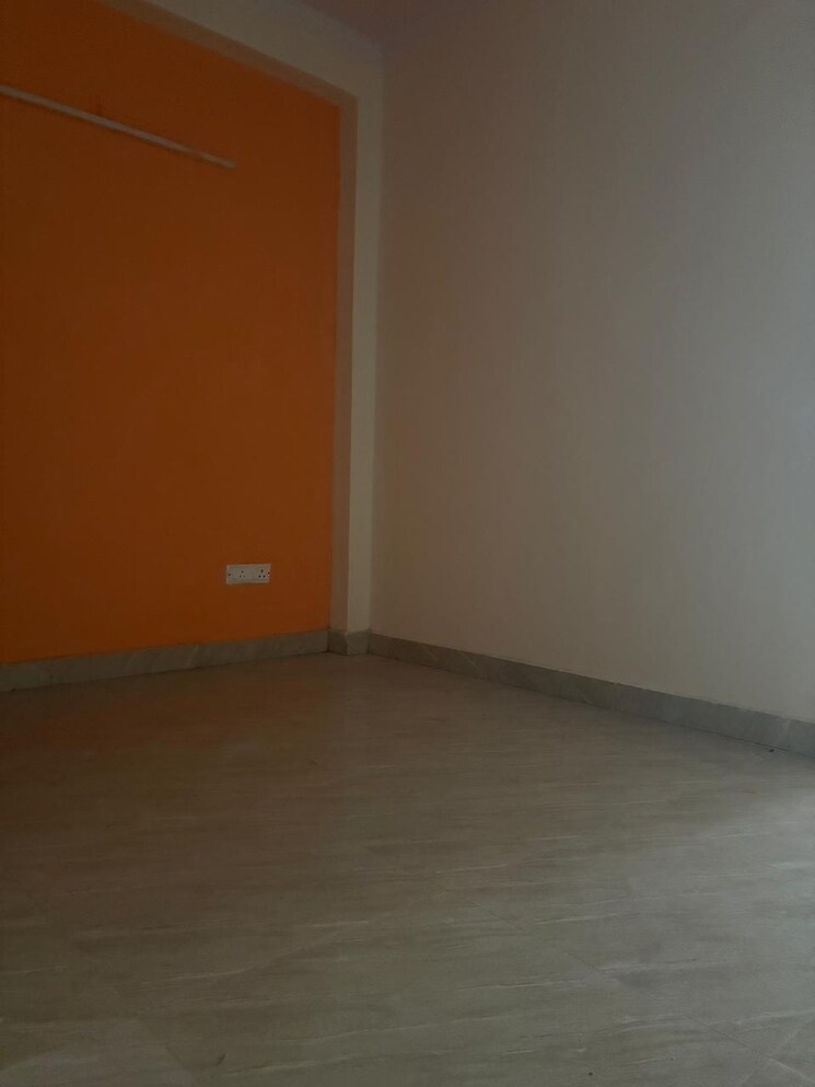 Room, jawahar park 2 Bedroom 6500 Sq.Ft. Apartment In Jawahar Park Delhi 9084088