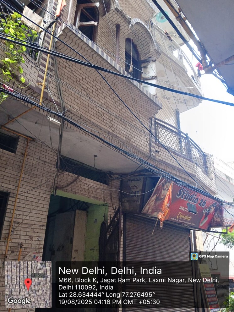 Exterior View, laxmi nagar 2 Bedroom 50 Sq.Yd. Apartment In Laxmi Nagar Delhi 9034422
