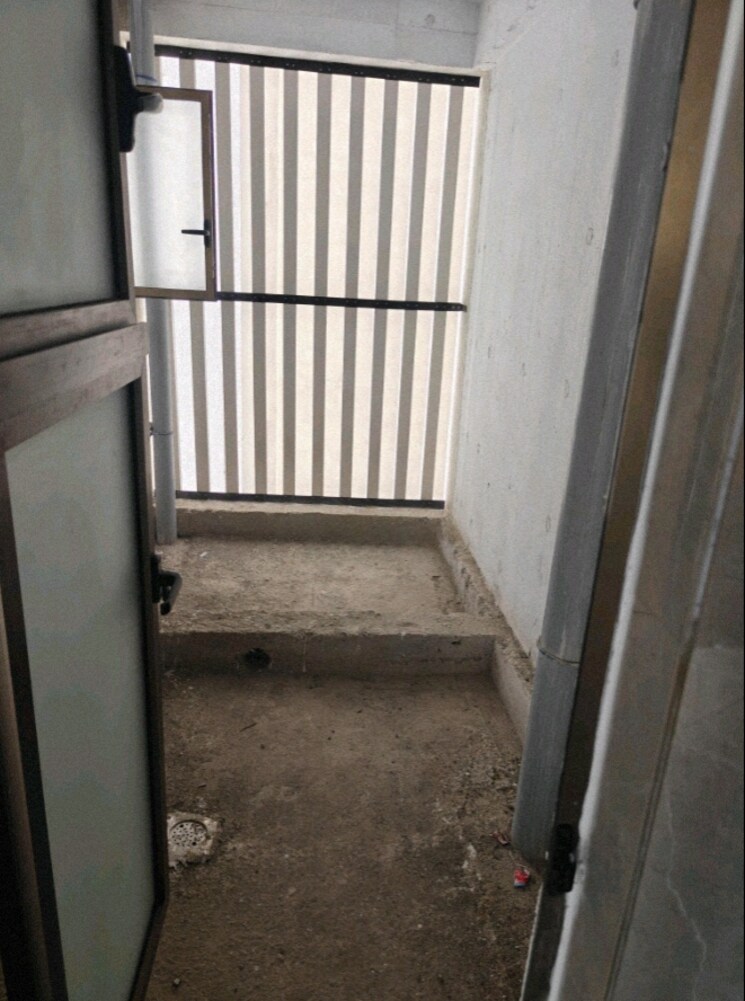 Balcony, raymond-ten-x-habitat 1 Bedroom 418 Sq.Ft. Apartment In Pokhran Road No Two Thane 9084152