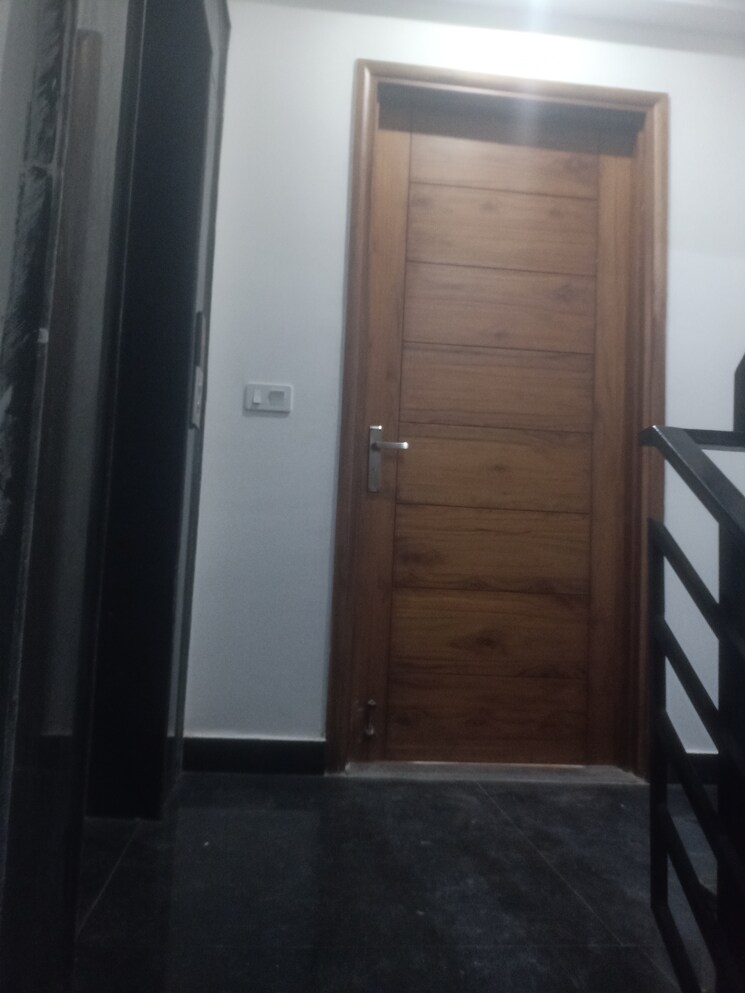 Other, vasant kunj 3 Bedroom 1150 Sq.Ft. Builder Floor In Vasant Kunj Delhi 9084234