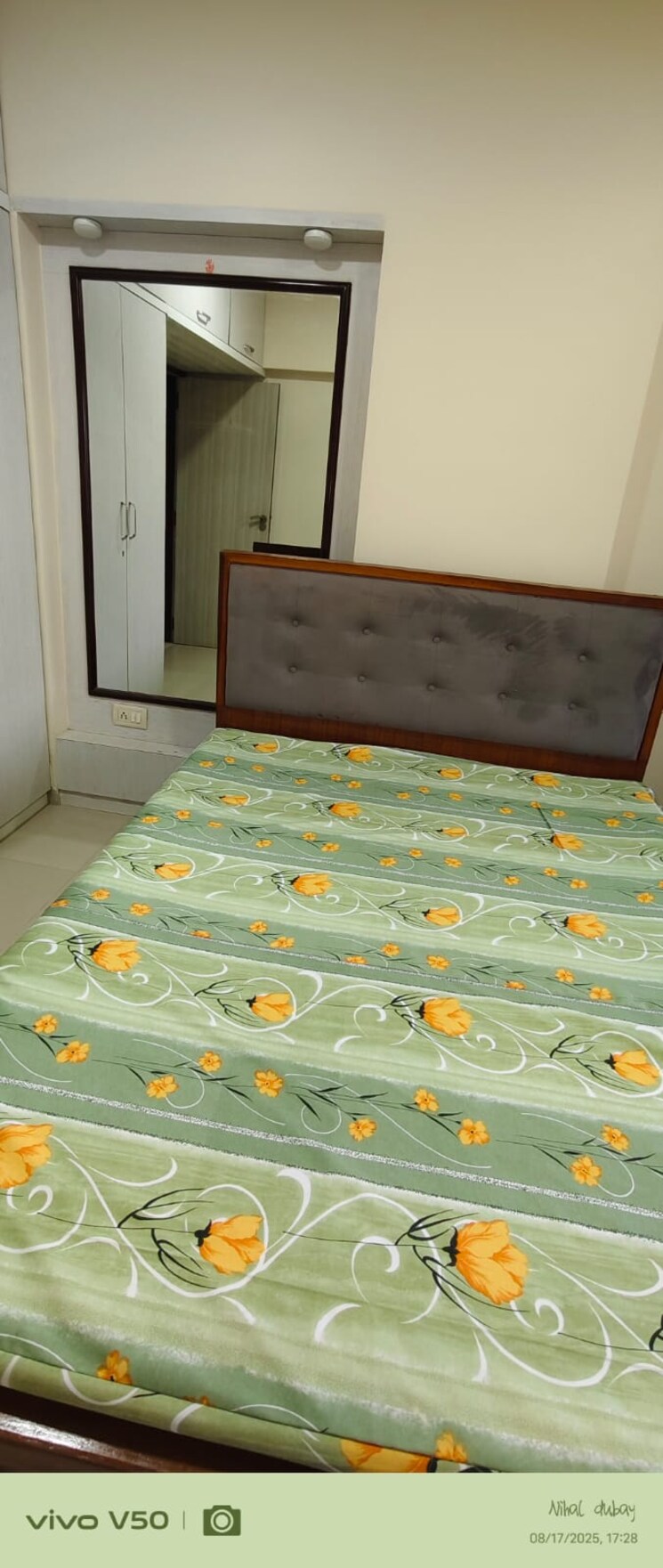 Bedroom, andheri east Pg For Boys & Girls In Andheri East 9084216
