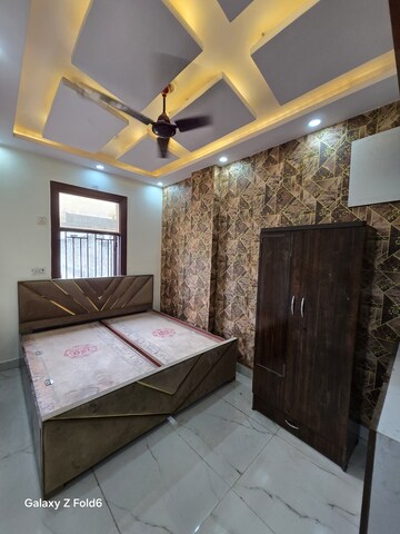 Bedroom in 1 BHK Builder Floor at Uttam Nagar – for Sale