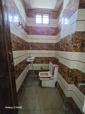 Bathroom in 1 BHK Builder Floor at Uttam Nagar – for Sale