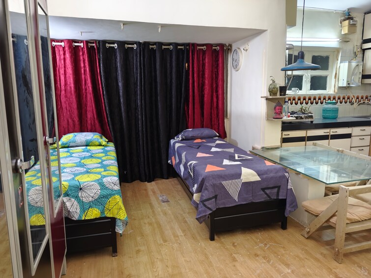 Cover Image, malad east Pg For Boys In Malad East 9084222