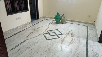 Living Room in 2 BHK Builder Floor at Vaishali Sector 2 – for Rent