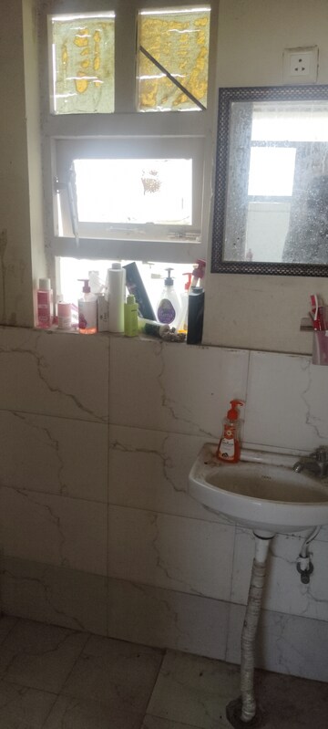 Bathroom in 3 BHK Apartment at Auric City Homes, Sector 82 – for Rent