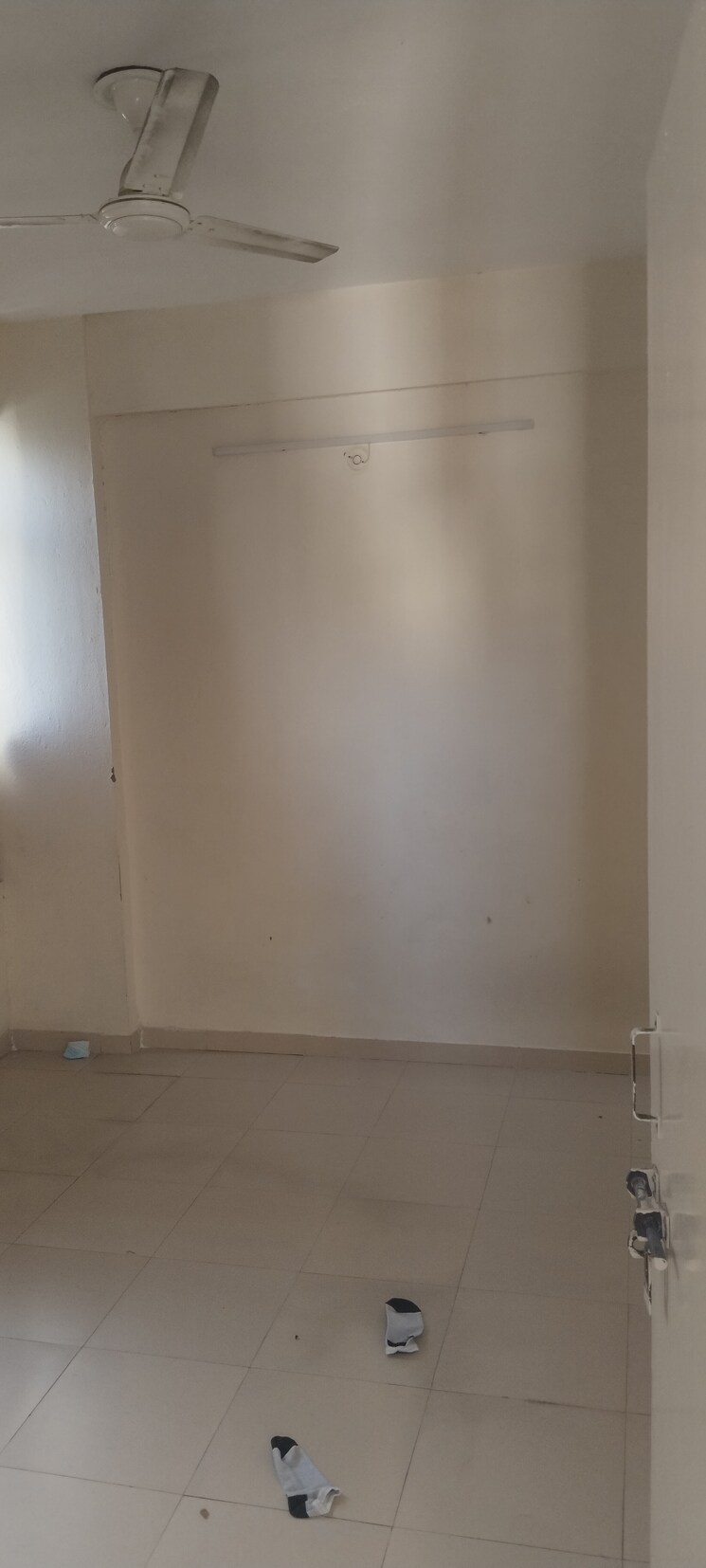 Room, auric-city-homes 3 Bedroom 618 Sq.Ft. Apartment In Sector 82 Faridabad 9084284