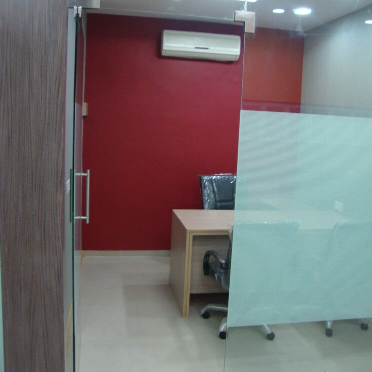 Team Area, sola Commercial Office Space in IT/SEZ 1450 Sq.Ft. In Sola Ahmedabad 9084303