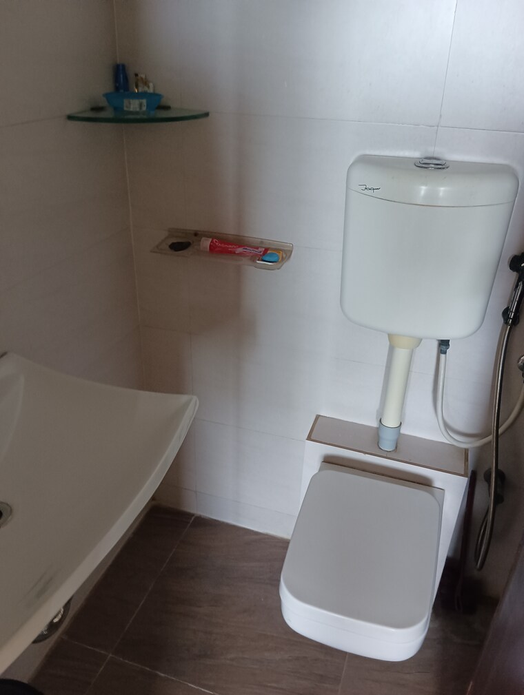 Attached Bathroom, gurukrupa-guru-atman 2 Bedroom 955 Sq.Ft. Apartment In Kalyan West Thane 9084315