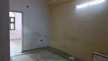 Living Room in 1 BHK Builder Floor at Vaishali Sector 4 – for Sale