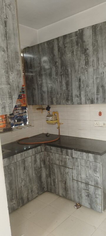 1 BHK Apartment For Rent in Auric City Homes, Sector 82