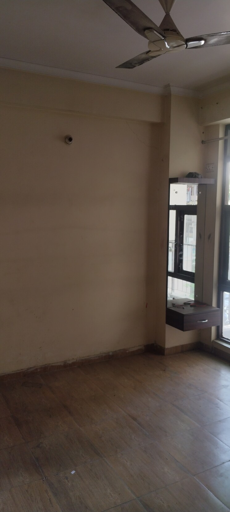 Room, auric-city-homes 3 Bedroom 672 Sq.Ft. Apartment In Sector 82 Faridabad 9084322