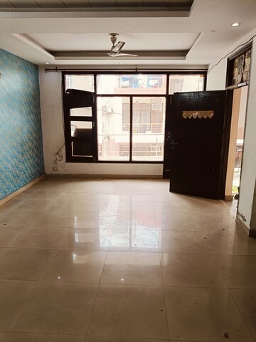 Room in 2 BHK Builder Floor at Dhakoli – for Sale