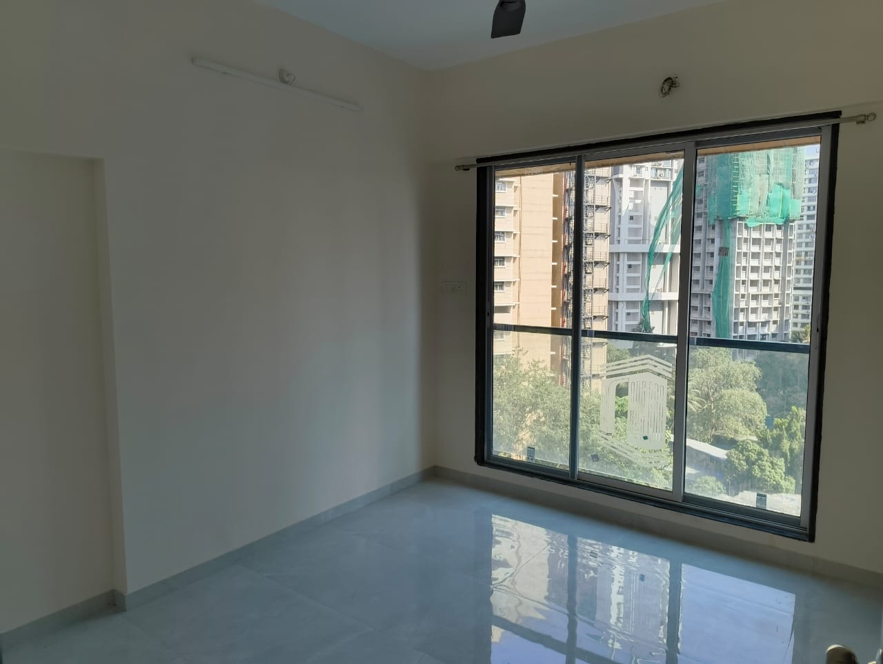 2 BHK Apartment For Rent in Om Riddhi Siddhi CHS