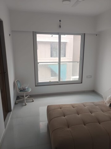 Room in 3 BHK Apartment at Acharat Baug, Santacruz West – for Sale