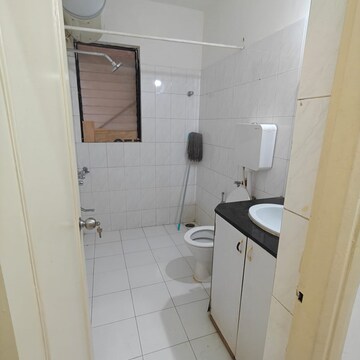 Bathroom in 2 BHK Apartment at Landmark Garden, Kalyani Nagar – for Rent