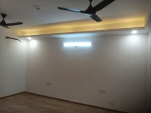Room in 4 BHK Apartment at 3C Lotus Panache, Sector 110 – for Rent