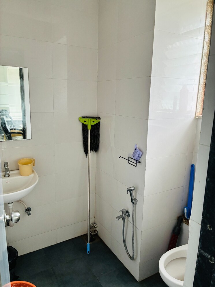 Bathroom, gota Commercial Office Space 755 Sq.Ft. In Gota Ahmedabad 9084481