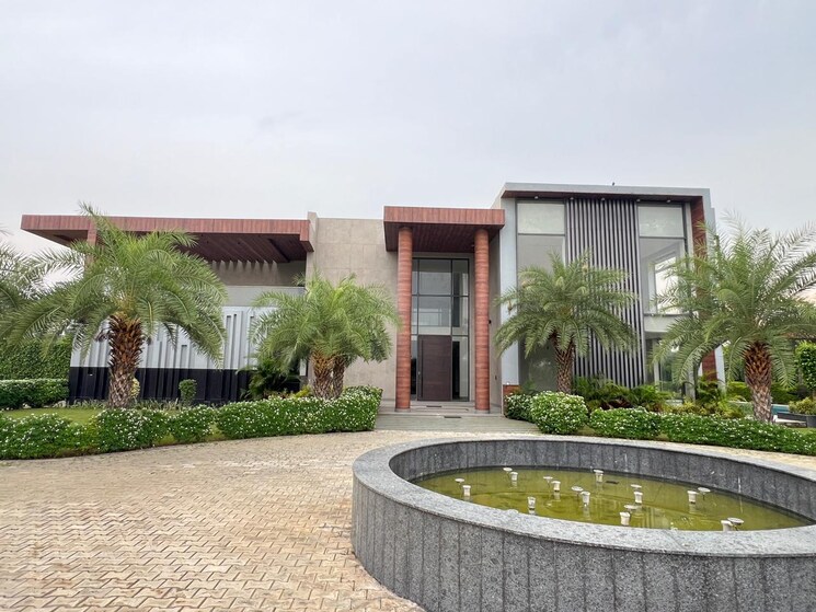 Exterior View, shanti kunj 6+ Bedroom 65340 Sq.Ft. Villa In Shanti Kunj Delhi 9084560