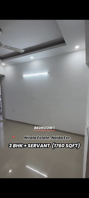 Room in 3 BHK Apartment at Nirala Estate, Tech Zone 4 Greater Noida – for Sale