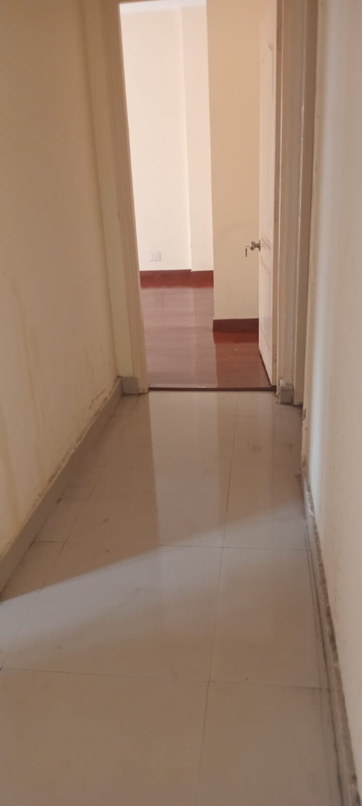 Bathroom, shubhkamna-advert-apartments 2 Bedroom 1120 Sq.Ft. Apartment In Sector 50 Noida 9084598