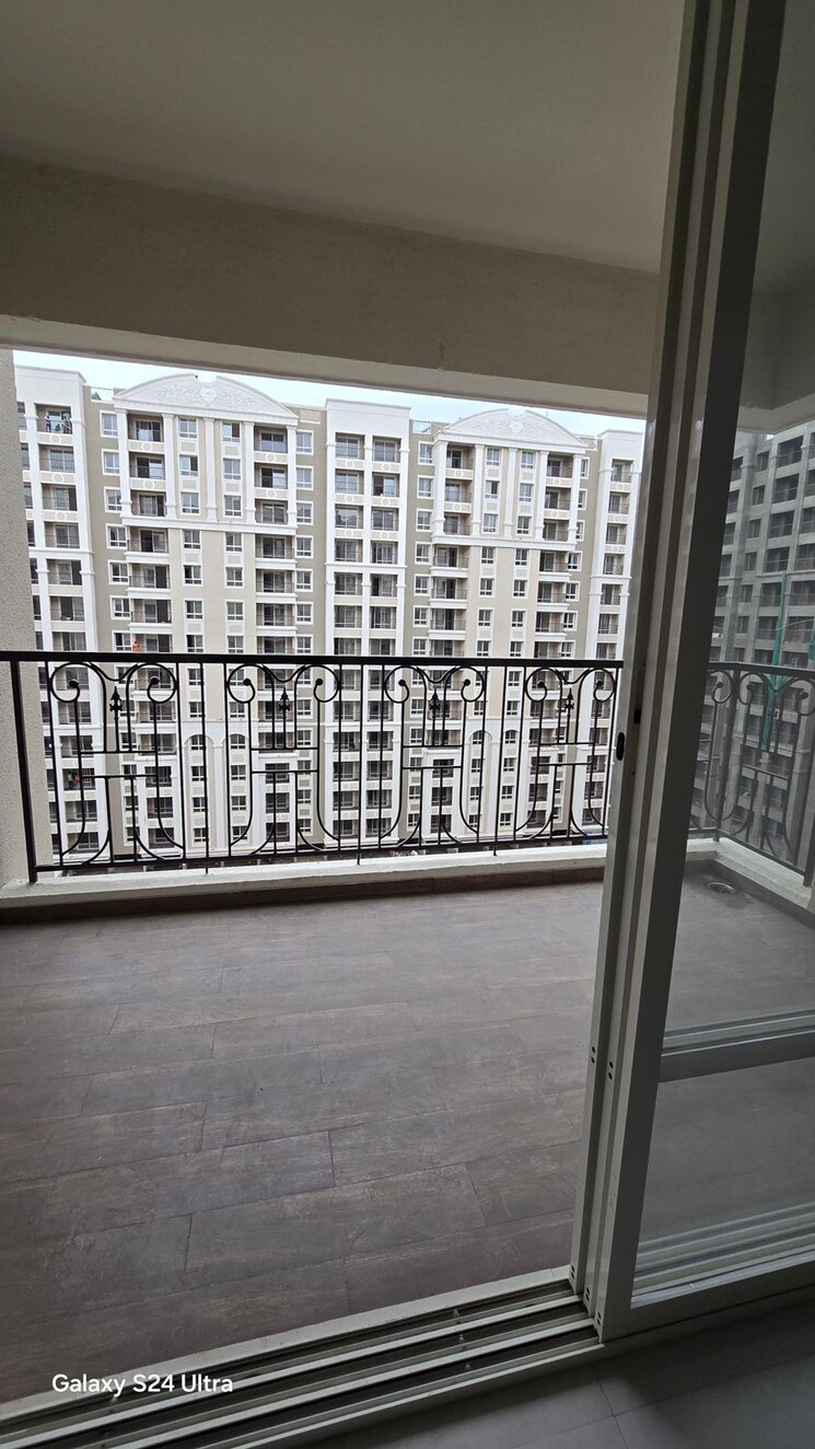 Balcony, nyati-era 3 Bedroom 1036 Sq.Ft. Apartment In Dhanori Pune 9084613