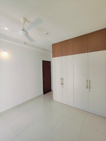 Room in 2 BHK Apartment at Brigade Cornerstone Utopia, Varthur – for Rent