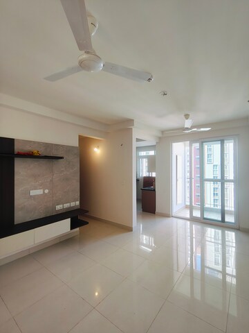 Room in 2 BHK Apartment at Brigade Cornerstone Utopia, Varthur – for Rent