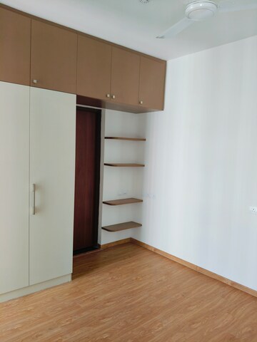 Room in 2 BHK Apartment at Brigade Cornerstone Utopia, Varthur – for Rent