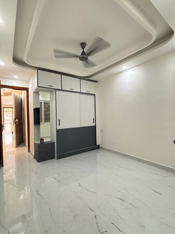 Room in 4 BHK Builder Floor at Freedom Fighters Enclave – for Rent