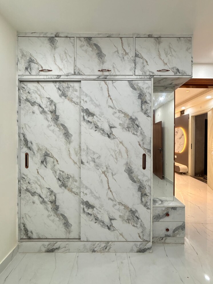 Balcony, freedom fighters enclave 4 Bedroom 1800 Sq.Ft. Builder Floor In Freedom Fighters Enclave Delhi 9084660