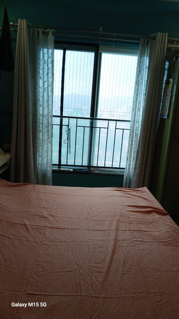 Room in 2.5 BHK Apartment at Rustomjee Azziano Wing K, Thane West – for Sale