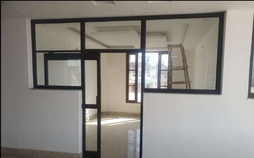 Room in 3.5 BHK Builder Floor at Rajpur Road – for Rent
