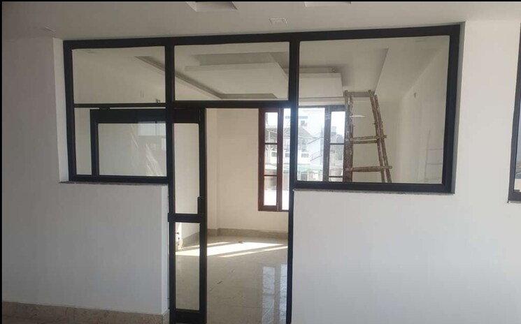 Room, rajpur road 3.5 Bedroom 3650 Sq.Ft. Builder Floor In Rajpur Road Dehradun 9084744