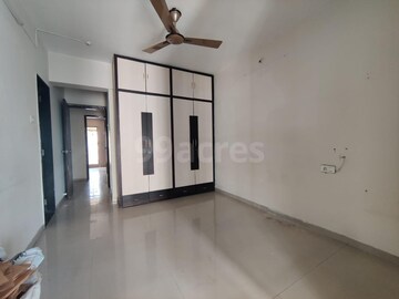 Room in 2 BHK Apartment at Jalvaiyu Vihar, Kharghar – for Sale
