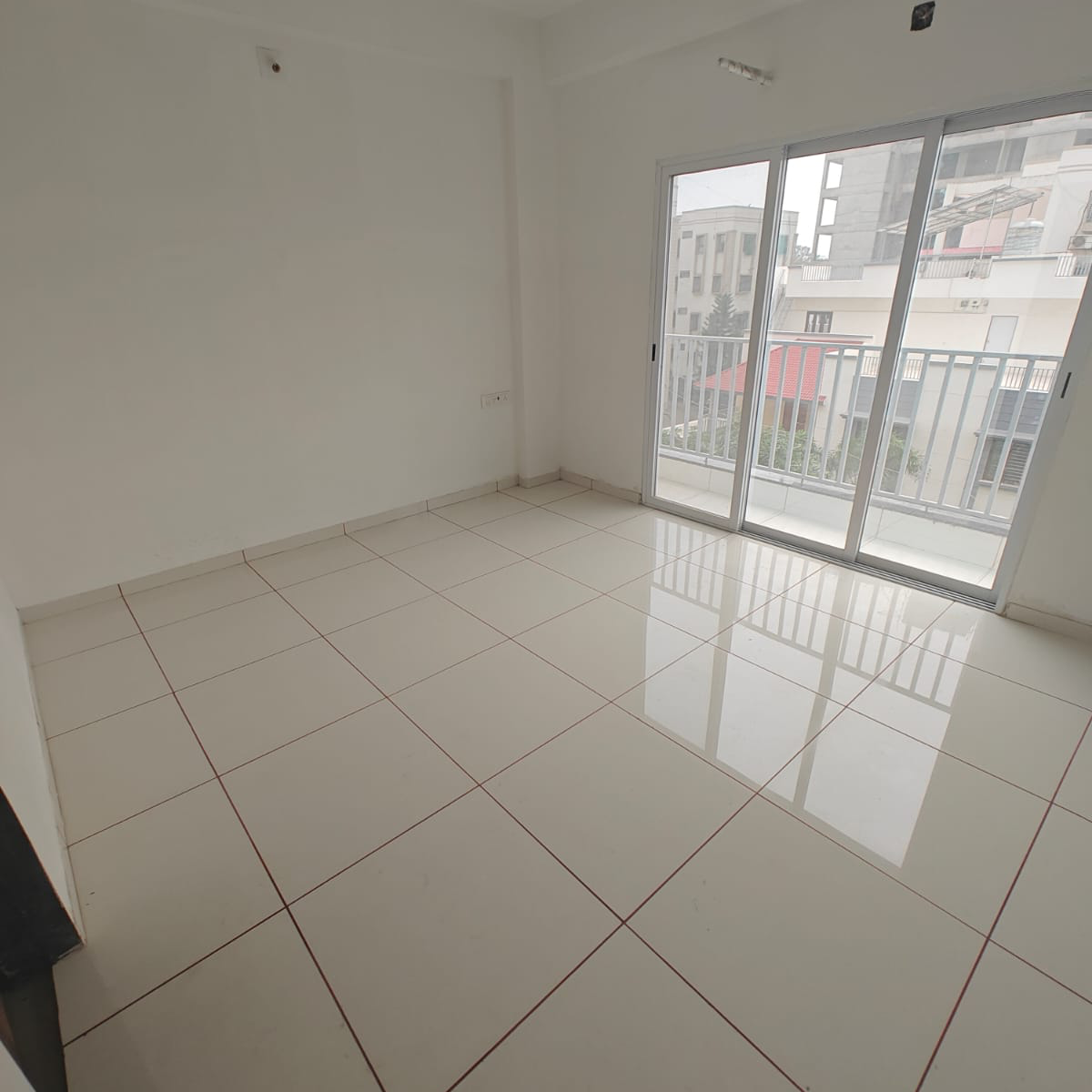 3 BHK + Servant Room 1240 Sq.Ft. Apartment in Abhishek Alyssum