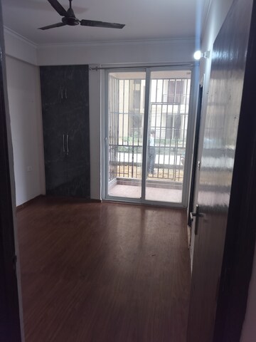 Master Bedroom in 2 BHK Apartment at Amrapali Golf Homes, Sector 4 Greater Noida – for Rent