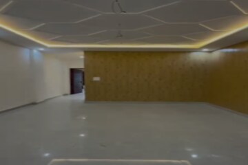 Room in 2 BHK Apartment at Vaishali Sector 5 – for Rent