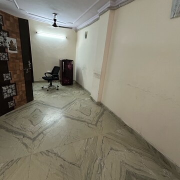 Bedroom in 1 BHK Builder Floor at Kotla Mubarakpur – for Rent