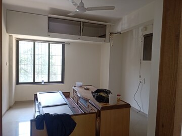 Team Area in 2 BHK Apartment at Vartak Nagar – for Sale