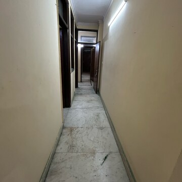 Building Lobby in 1 BHK Builder Floor at Kotla Mubarakpur – for Rent