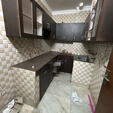 Kitchen in 1 BHK Builder Floor at Kotla Mubarakpur – for Rent