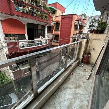 Balcony in 1 BHK Builder Floor at Kotla Mubarakpur – for Rent